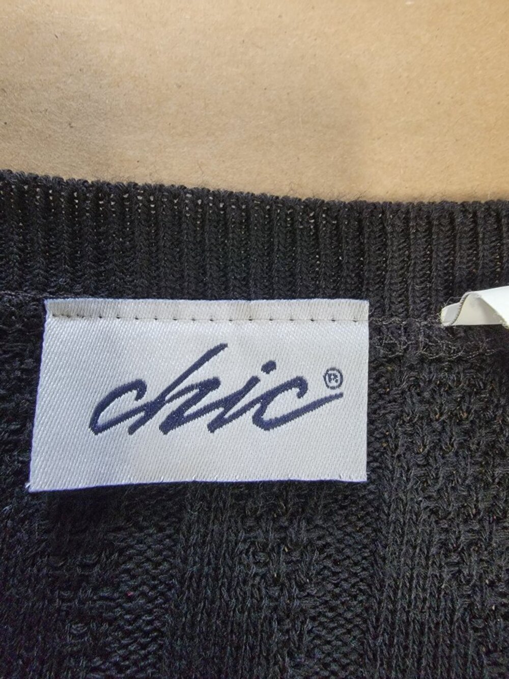 Chic Size 3X Black Short Sleeve Sweater with Ribbed/Textured Knit Pattern - Picture 8 of 9